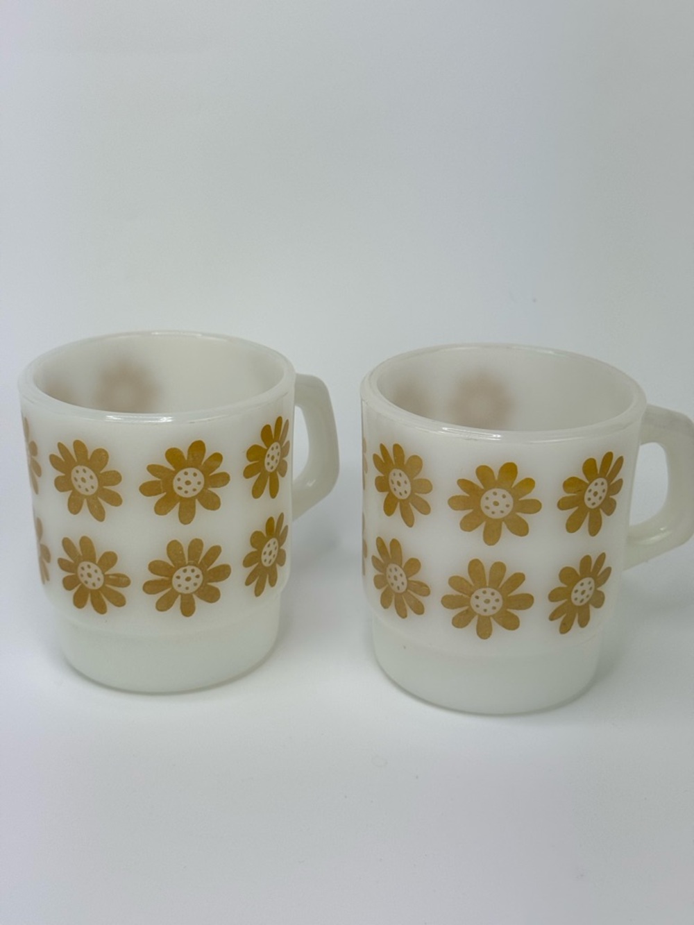 Vintage Anchor Hocking White Milk Glass Mug with Gold Daisy Pattern - Set of 2